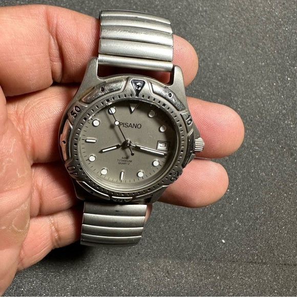 Vintage Pisano Mens Quartz Titanium Watch Date Just Stretch Bracelet Working - Picture 3 of 11
